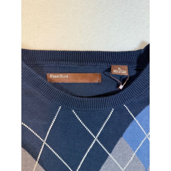Perry Ellis Mens XL Sweater Blue Argyle Long Sleeve Cotton Blend Pullover - Picture 2 of 3